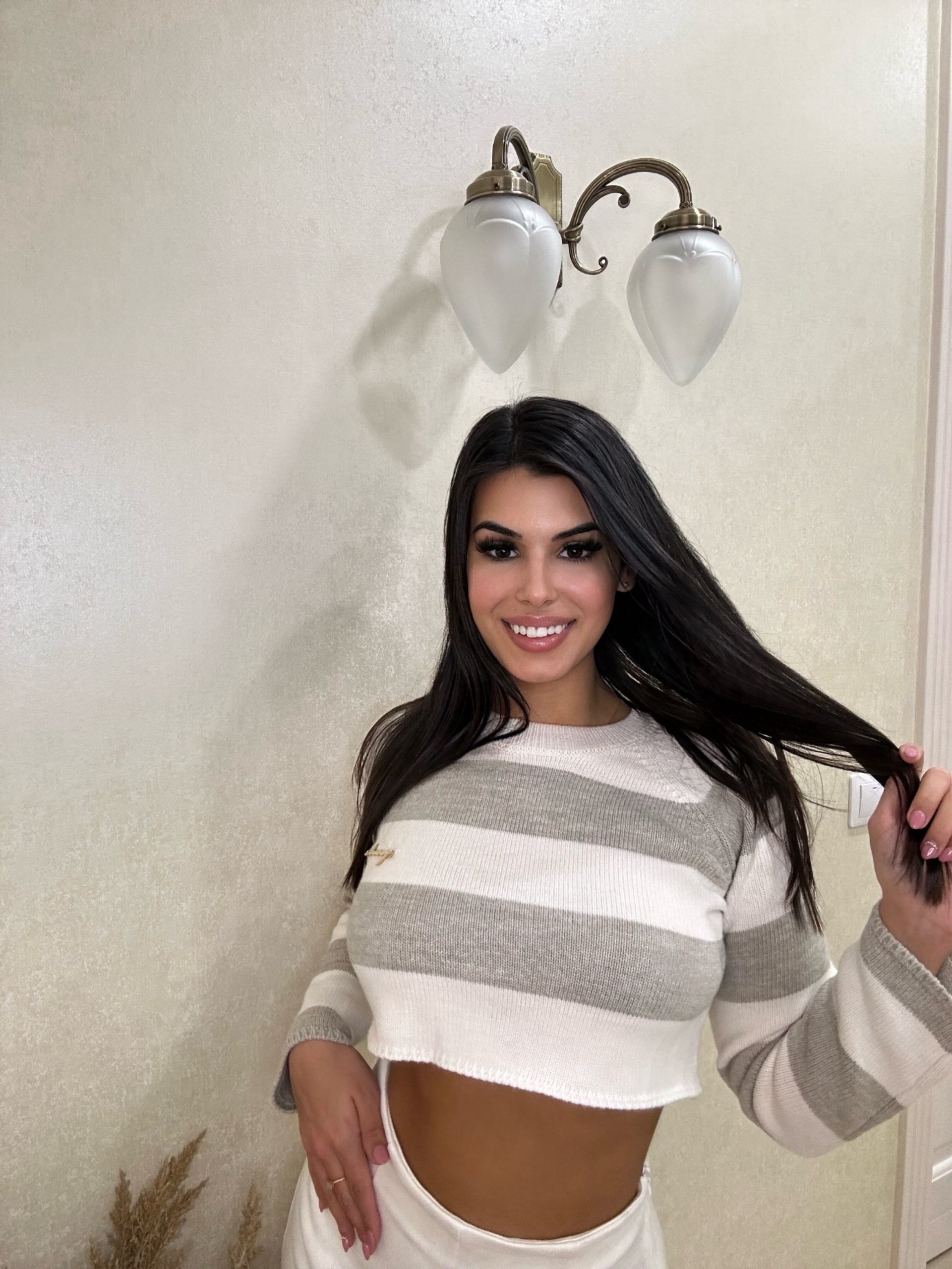 OlaVoga Jude bézs pulóver